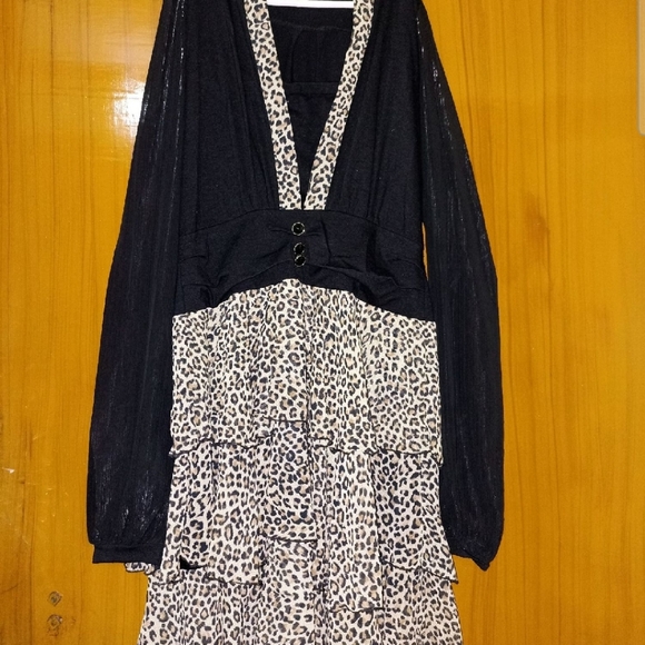 Leopard Import🔥 Dress - Picture 2 of 5